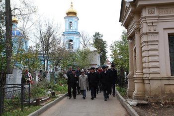 Специальные автобусы до городских кладбищ Казани будут курсировать 7 июня