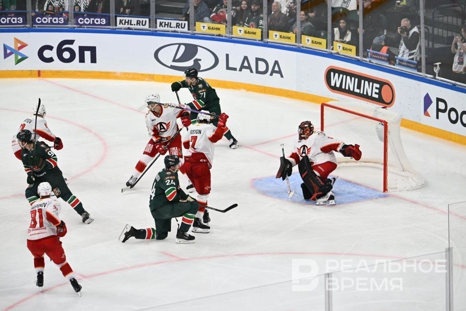 «Ак Барс» проиграл «Автомобилисту» в домашнем матче КХЛ со счетом 3:6