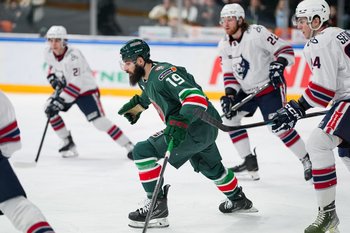 Тренер «Нефтехимика» Леонтьев назвал голы «Ак Барса» нелепыми