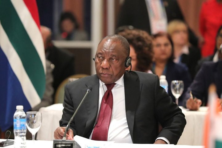 Путин обсудил с президентом ЮАР итоги переговоров с США на Аляске