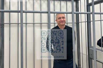 Бывшего заместителя министра обороны РФ приговорили к 13 годам колонии