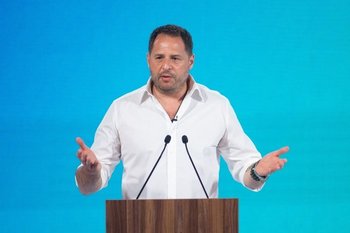 Дубинский: Ермак не уехал на фронт, а находится в здании СВР в Киеве