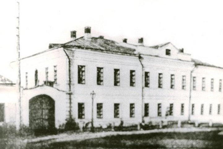 Гид по улице Каюма Насыри: татарский богослов, конфетный король и конфликт с богачами слободы