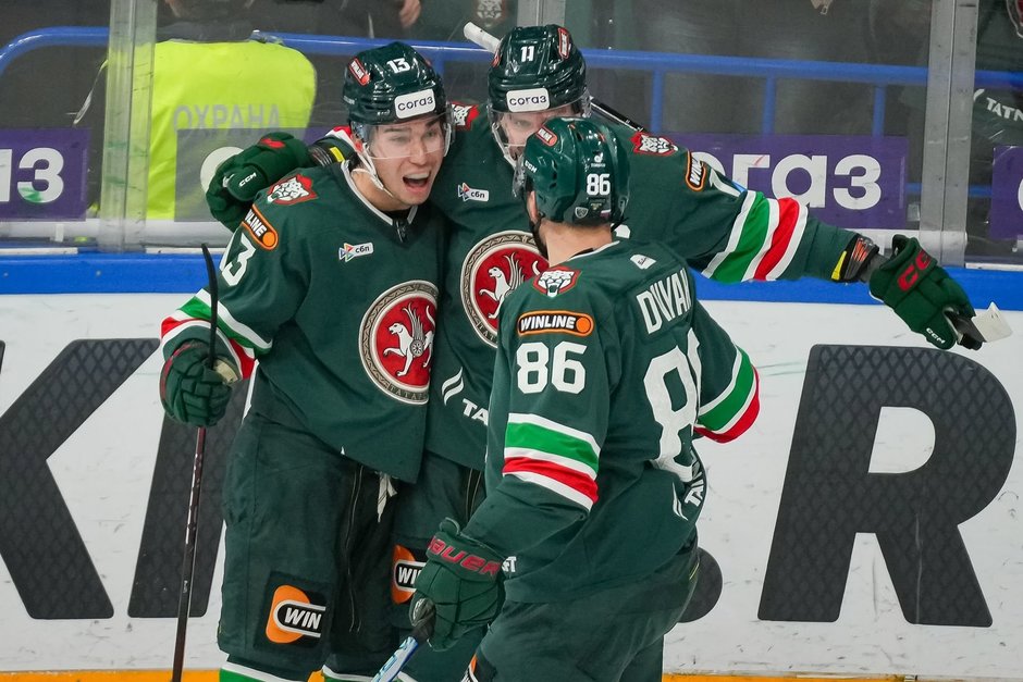 Новый рекорд «Ак Барса», инцидент с Кузнецовым и трансферные вопросы к Валиуллину