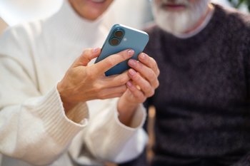 МегаФон запустил платформу, где можно подключить тарифы других операторов