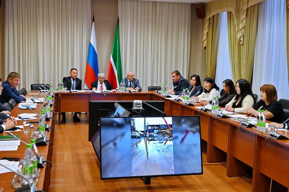 Жители ЖК «Волжская гавань» выступили с жалобами в Госсовете Татарстана