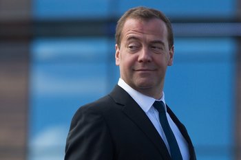 Путин наградил Медведева орденом «За заслуги перед Отечеством»