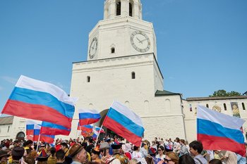 На Дне России в Казани выступят «Каспий», «Марсель» и «Отпетые мошенники»