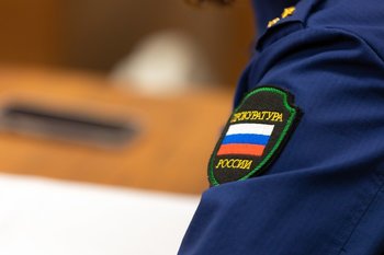 Прокуратура отреагировала на обрушение крыши дома в Казани — возбуждено дело