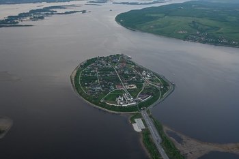 В Свияжске запустят новый автобусный маршрут от станции до острова