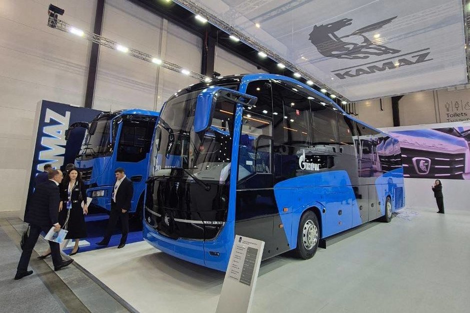 КАМАЗ представил газовый туристический автобус нового поколения