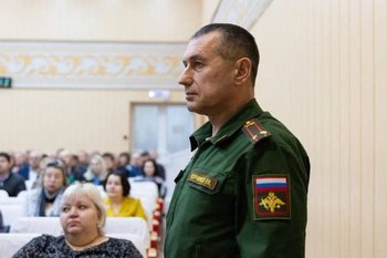 ФСБ: на взятке 700 тысяч рублей поймали военкома Альметьевска