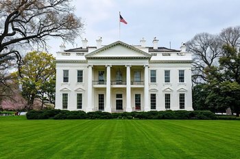 Нападение вблизи Белого дома: двое нацгвардейцев находятся в критическом состоянии