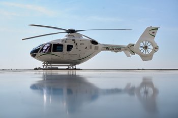 Мишустин потребовал ускорить массовый выпуск современных самолетов и вертолетов