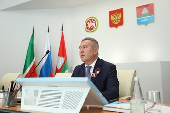 «Чужая» квартира и Mazda: за что экс-мэру Бугульмы прилетел новый иск о «раскулачивании»