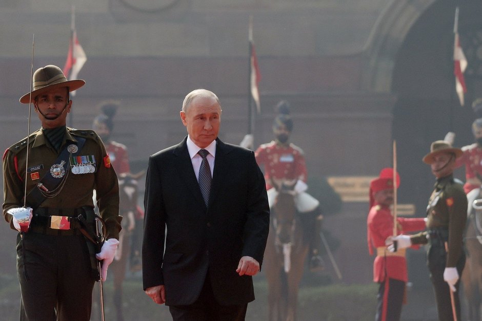 Путин начал встречу с президентом Индии Дроупади Мурму