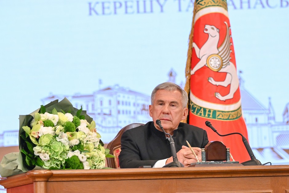 «Богатый опыт и преданность интересам республики»