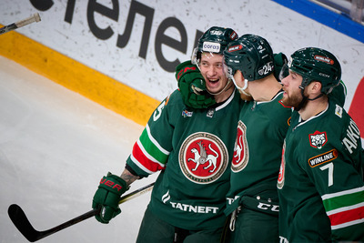 «Ак Барс» обыграл СКА в Казани в матче КХЛ