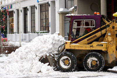 За сутки с улиц Казани вывезли 17,7 тыс. тонн снега