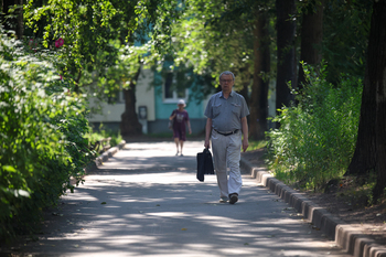 Жаркая и неустойчивая погода с грозами и сильным ветром сохранится в Татарстане до выходных