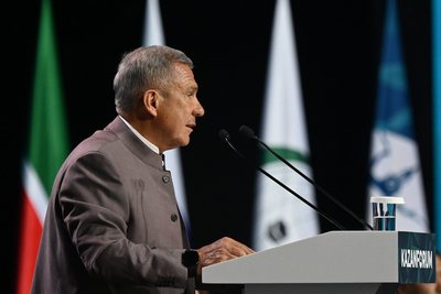 Минниханов присвоил звание «Предприятие трудовой доблести» АО «Таткрахмалпатока»
