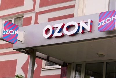Ozon посоветовал поставлять товары на склады партиями на 1–2 недели продаж