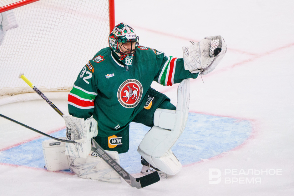 Вратарь «Ак Барса» Билялов представил новый игровой шлем