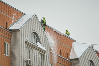 Минниханов поручил усилить контроль за содержанием крыш