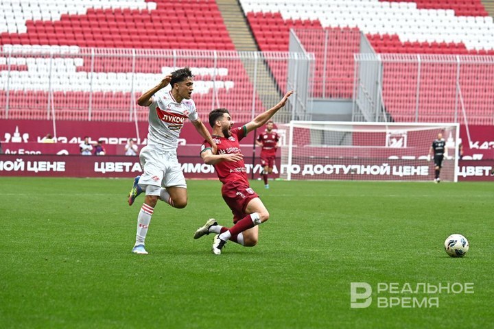 Станкович объяснил выход Солари на замену в игре с «Рубином»