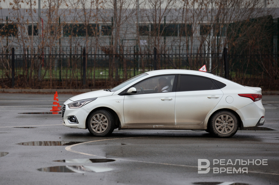 Граждан освободят от бумажной медсправки при получении водительских прав