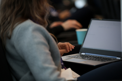 Самозанятые получат право на оплачиваемые больничные с 2026 года