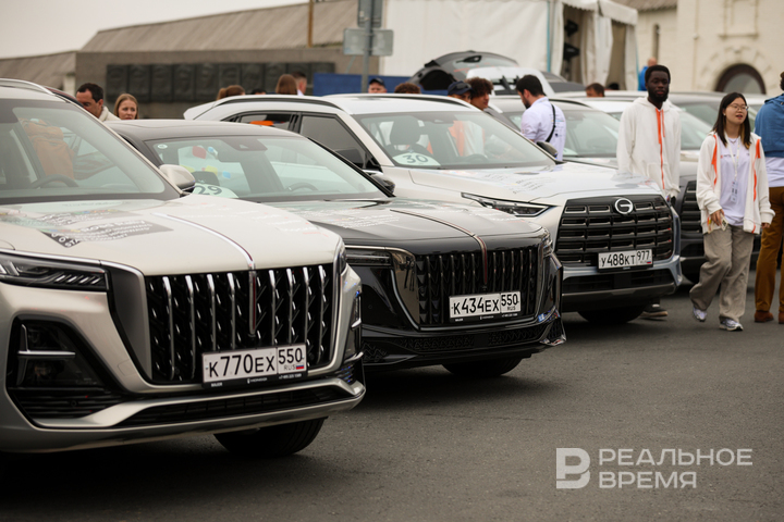 Эксперты рассказали, откуда в Россию чаще всего везут автомобили