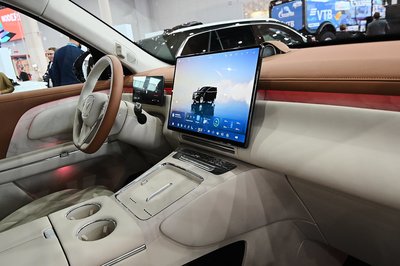 Средняя цена нового автомобиля в России выросла вдвое за пять лет