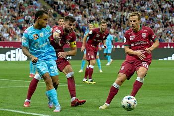 В Казани изменены правила парковки в день матча «Рубина» из-за фестиваля «Новая волна»