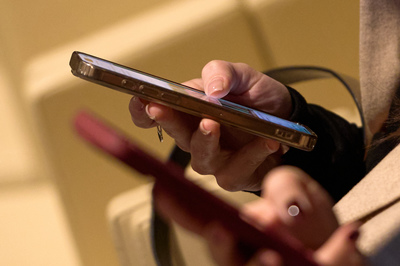 Треть звонков в России поступает без идентификации отправителя, несмотря на закон