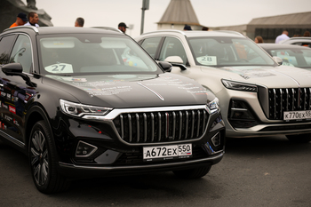 Продажи новых авто в России упали на 25%