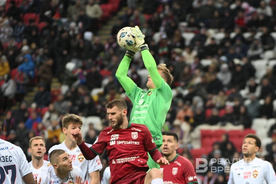 Наследник Акинфеева — лучший игрок, а «Рубину» не хватило свежести