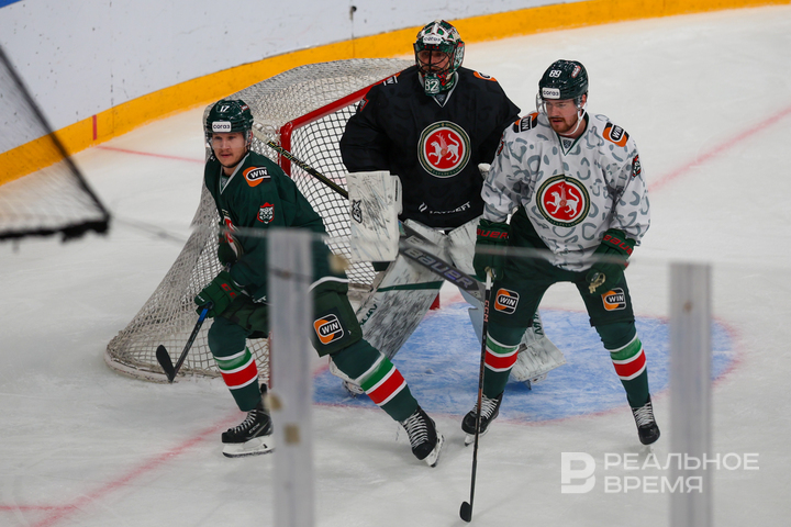 Барабанов и Дыняк пропустят стартовые матчи «Ак Барса» в сезоне