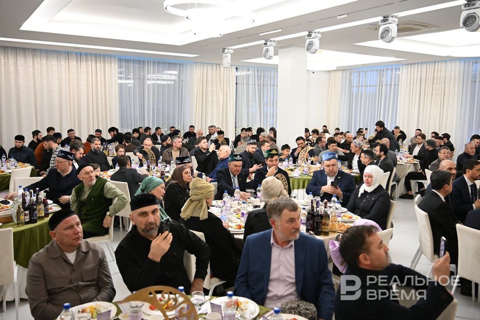 Чеченцы и ингуши провели в Казани большой ифтар