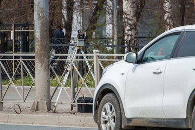 В Татарстане камеры стали фиксировать использование телефонов за рулем