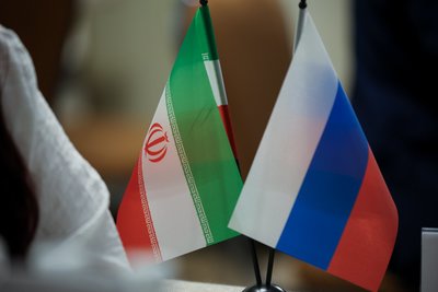 Путин и Пезешкиан обсудили пути выхода из кризиса на Ближнем Востоке