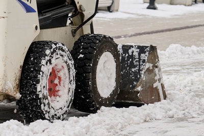 Казанцев попросили освободить парковки для работы снегоуборочной техники