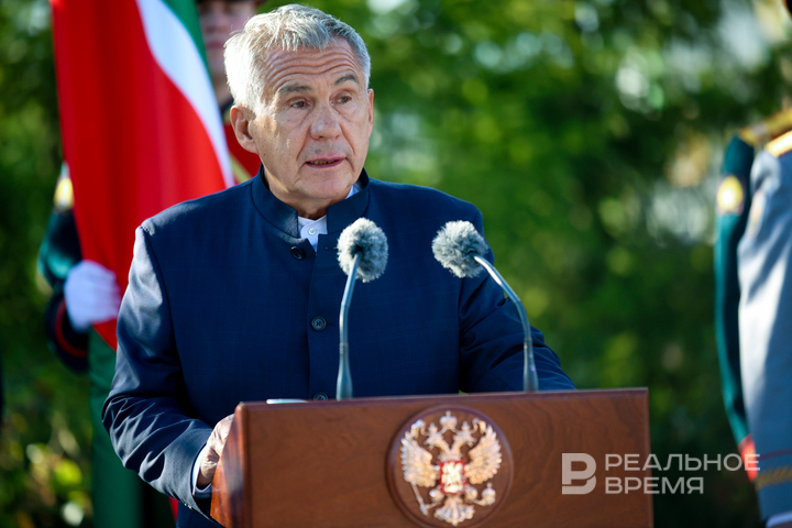 Минниханов встретился со студентами на форуме «Лига Форум» в Нижнекамске