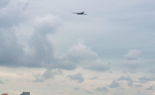 Казанцы заметили взлет бомбардировщика Ту-160 по дребезжащим окнам и реву двигателей