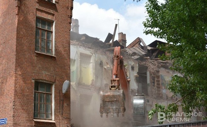 Власти Казани предписали снести семь самовольно установленных торговых объектов