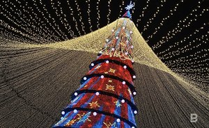 Главная елка Казани продолжит работать до старого Нового года