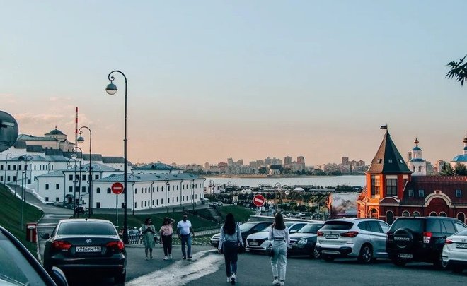 Татарстанцев предупредили о порывистом ветре в понедельник