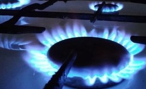 Путин поручил повысить объемы газа в европейских хранилищах