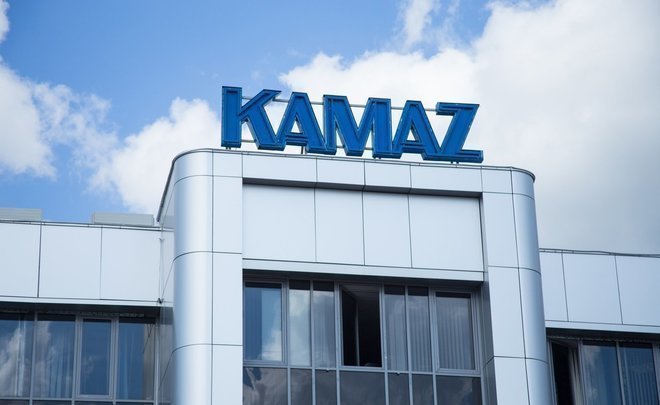 КАМАЗ назвал условие для второй в 2022 году индексации зарплат сотрудникам