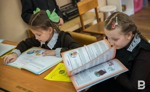 Российских школьников отправили на трехнедельные каникулы